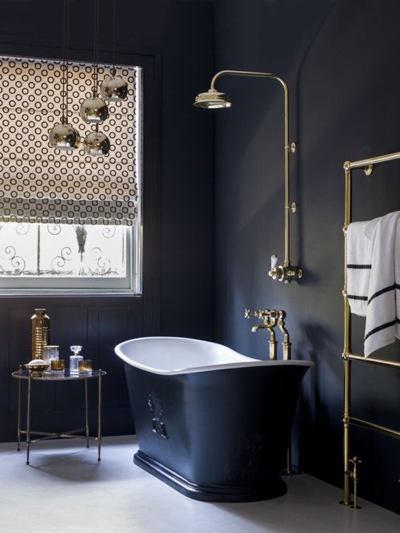 25 Black And Gold Bathroom Decor Ideas - DigsDigs