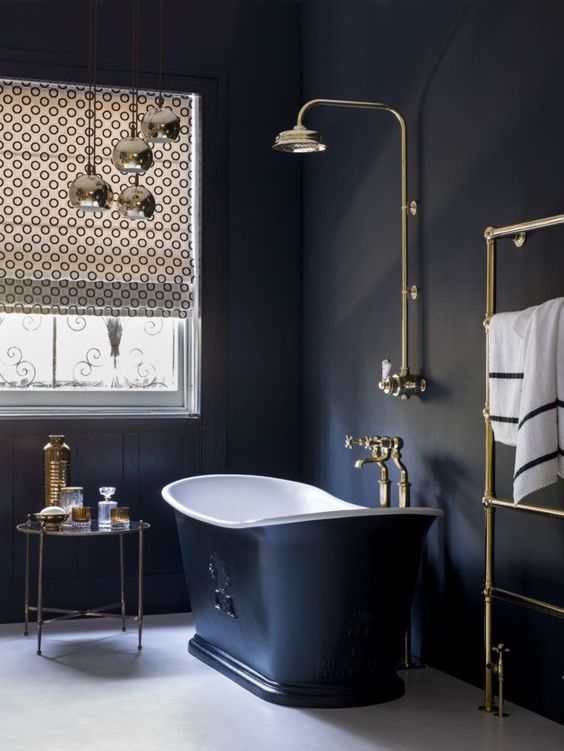 25 Black And Gold Bathroom Decor Ideas