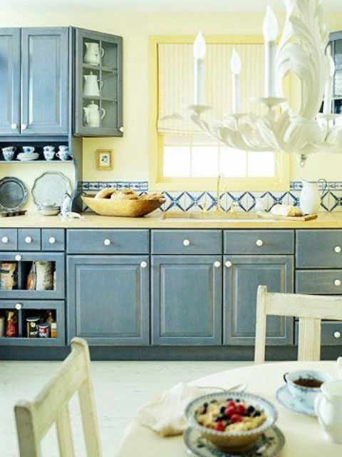 25 Catchy And Bold Blue And Yellow Kitchens - DigsDigs