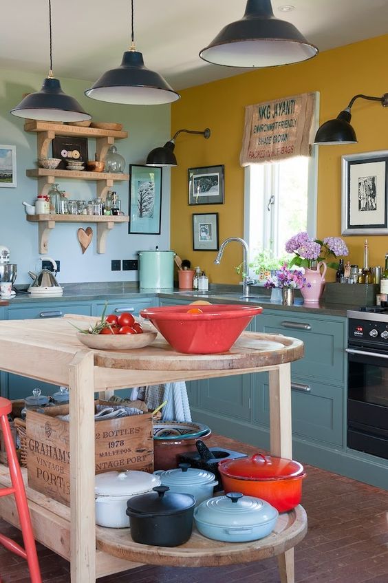 25 Catchy And Bold Blue And Yellow Kitchens DigsDigs
