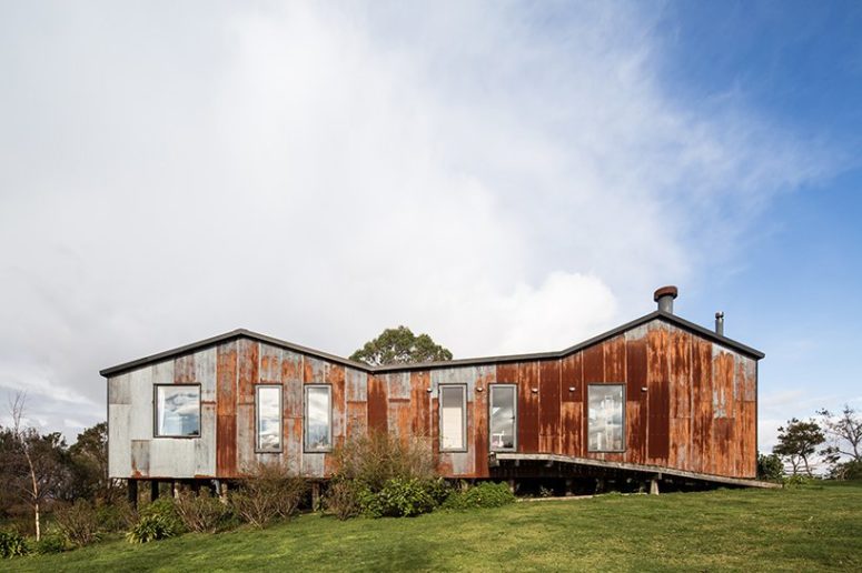Unusual Rustic Zinc House Inspired By Local Barns
