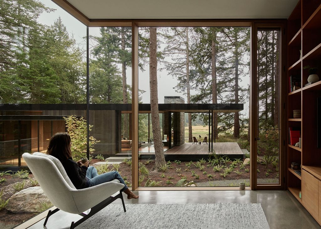 All the spaces can be opened to outdoors completely with sliding doors
