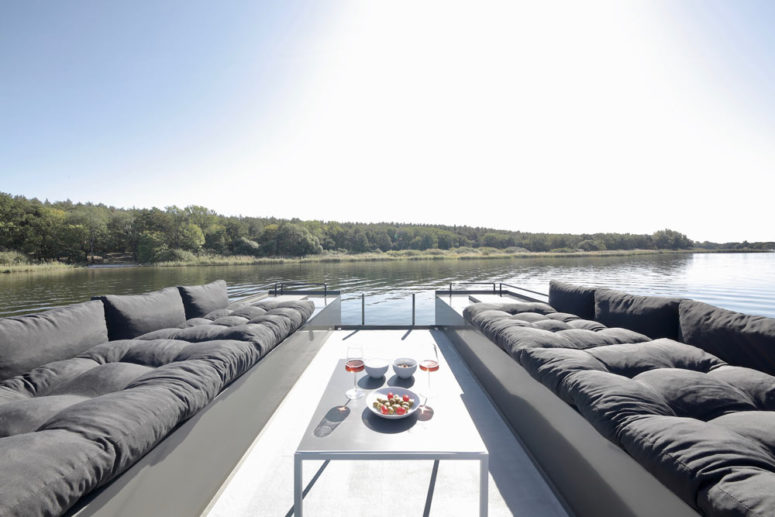 The rooftop terrace is amazing, there are two large sofas and a small coffee table - who needs more