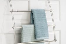 19 a door towel rail is a great space-saving solution you can rock and it will hold a lot of towels