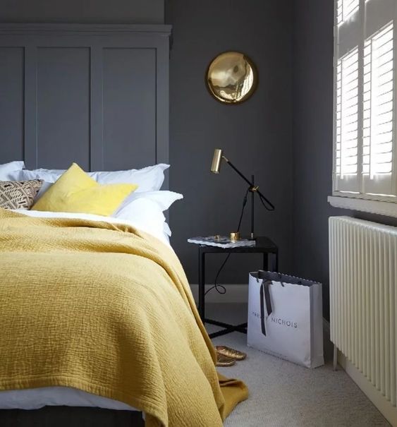 25 Cool Grey And Yellow Bedrooms That Invite In Digsdigs