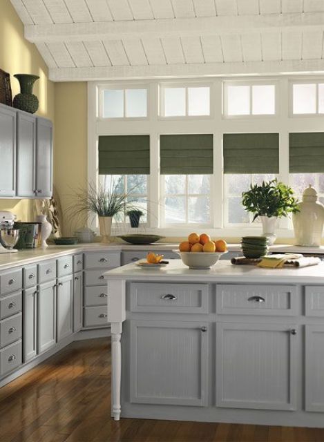 25 Bright Grey And Yellow Kitchen Decor Ideas - DigsDigs