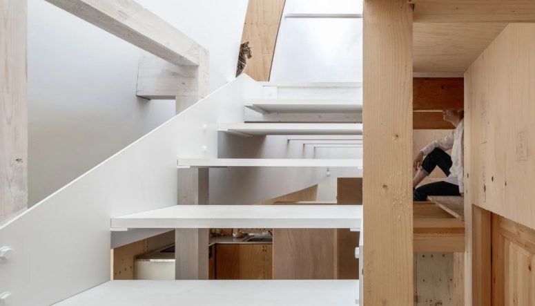 As in every Japanese home, you may see some sublevels here and there