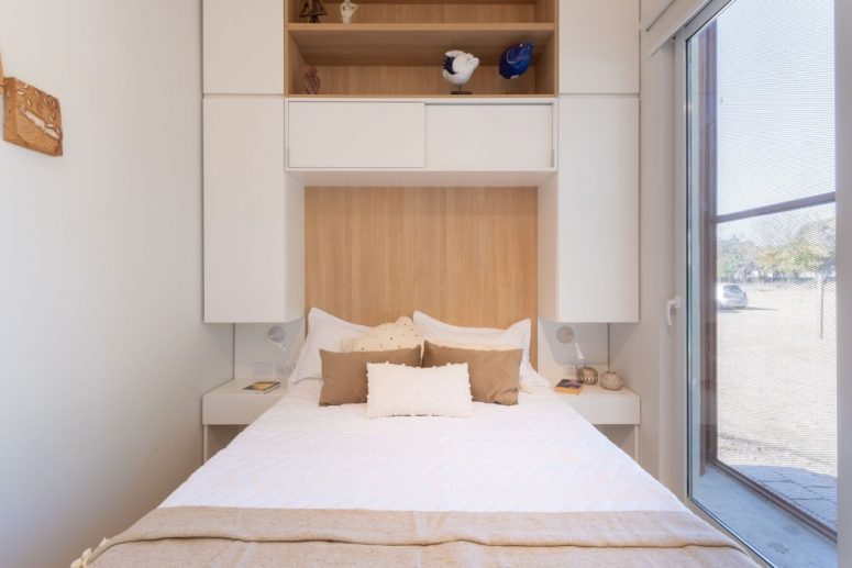 The mezzanine is where the sleeping area is, just bi enough for a two-person mattress and some basic furniture