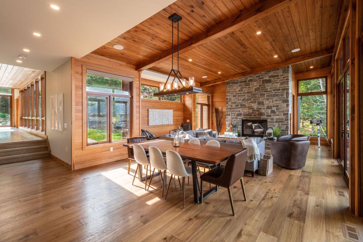 The inside is done of natural materials like wood and stone and the color palette is natural and relaxing, too The inside is done of natural materials like wood and stone and the color palette is natural and relaxing, too