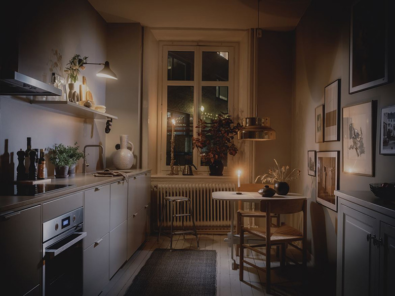 Candles and subtle lights make the apartment very cool
