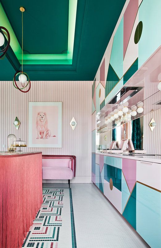 28 Maximalist Kitchen Decor Ideas That Wow - DigsDigs