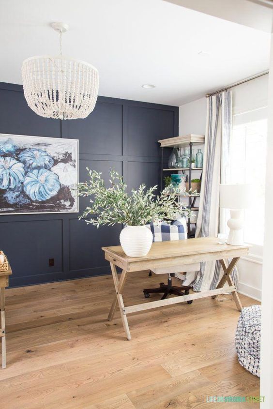 28 Stylish Navy Accent Walls For A Dramatic Accent DigsDigs