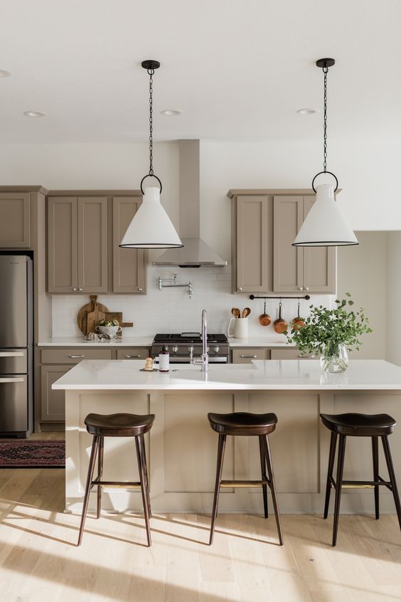 36 Refined Taupe Kitchen Decor Ideas That Inspire DigsDigs