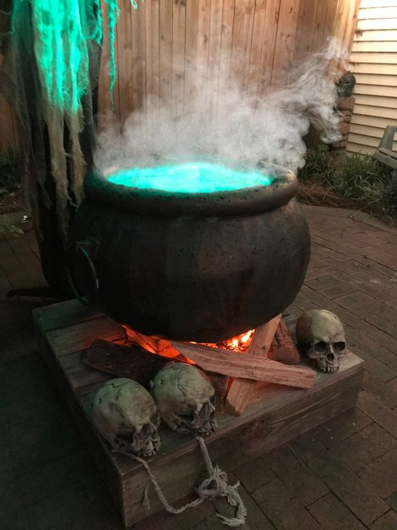 an insulated cauldron to keep brews and booze chilled during your party or doubles as a kick ass Halloween prop made of everyday items