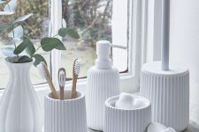 40 a lovely and simple white ribbed set for bathroom essentials is a very cool idea for your space