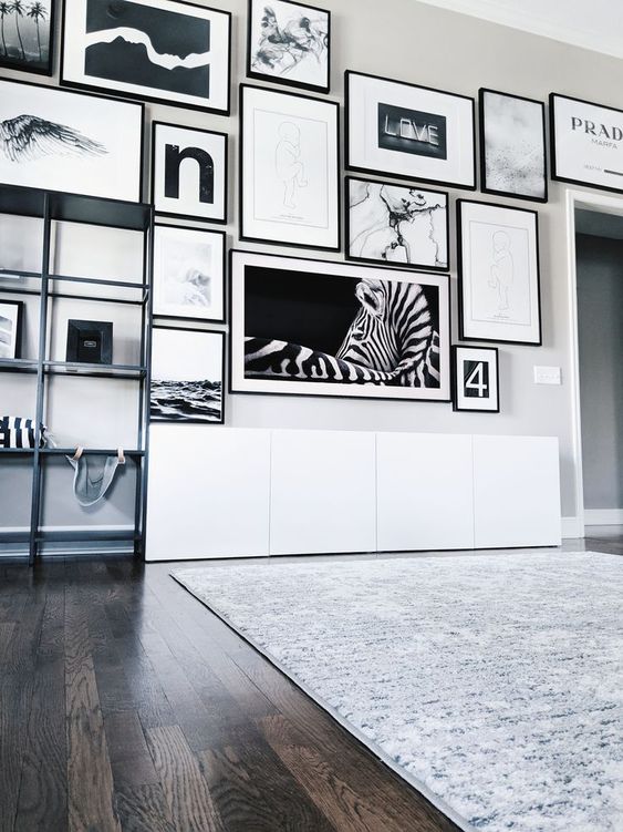 34 Stylish Black And White Gallery Wall Ideas - DigsDigs