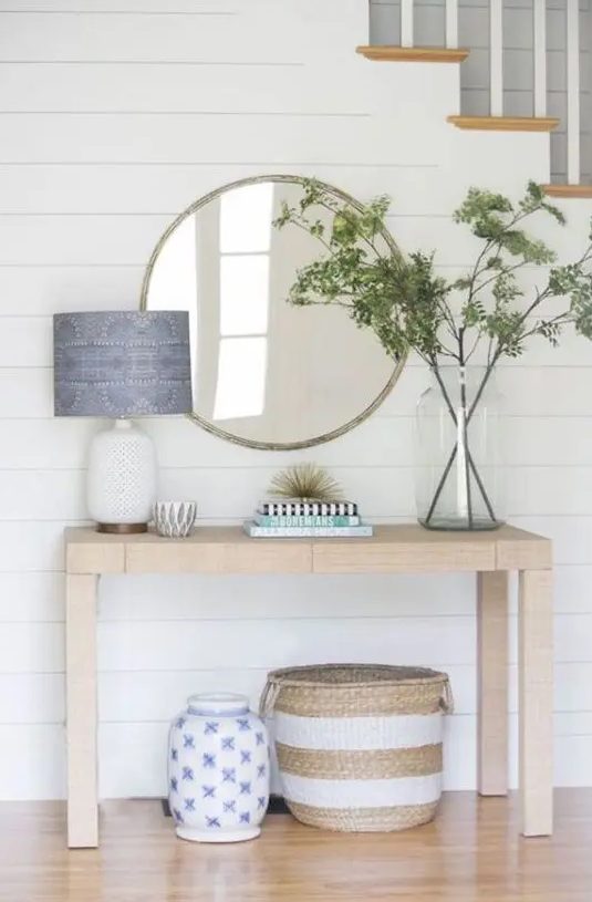 40 Ideas To Style Your Console Table, Unique Entryway Console Table Decor