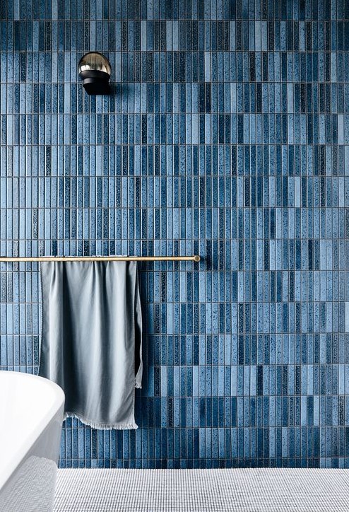 46 Sleek And Edgy Stacked Tile Ideas - DigsDigs