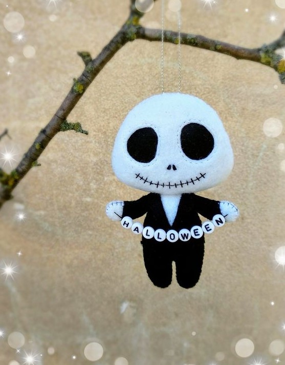 a Nightmare Before Christmas inspired Halloween ornament in black and white is a very fresh and cool solution for decor