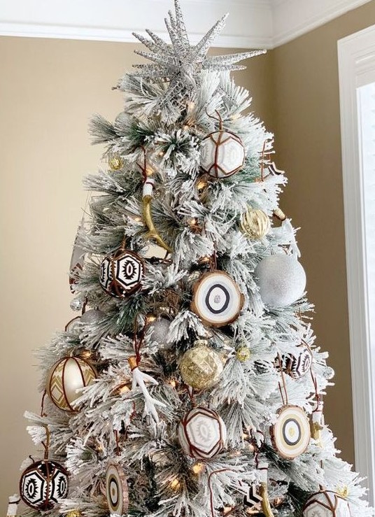 7 Christmas Tree 2024 Decor Trends And 70 Ideas - DigsDigs