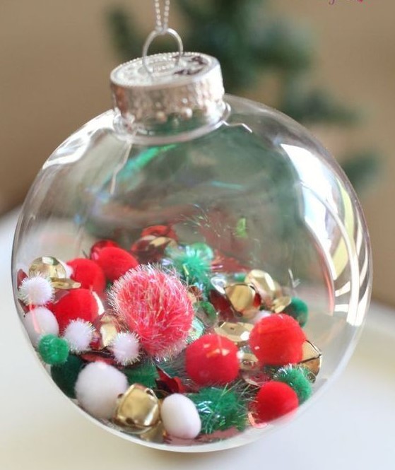 47 Clear Glass Christmas Ornament Decor Ideas DigsDigs