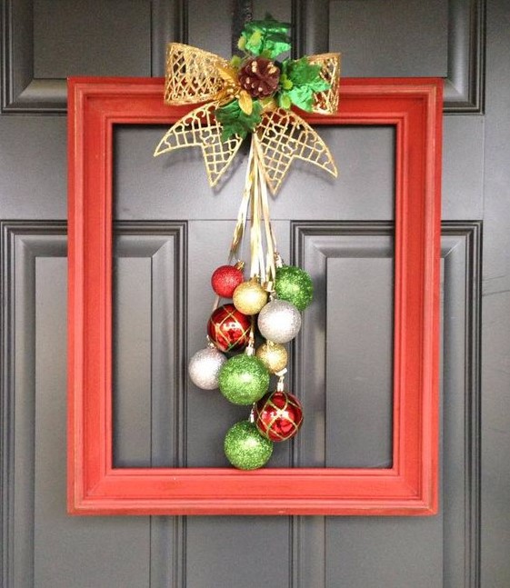 Upcycled Picture Frame Door Decor for the Holidays – Sustain My Craft Habit