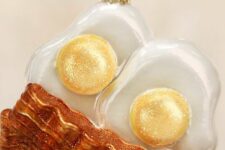 a fun breakfast ornament of fried eggs and bacon is a cool idea for Christmas, food ornaments are adorable