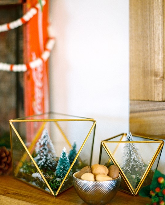 simple and glam Christmas terrariums with gold geo boxes and bottle brush trees are very easy to recreate and look nice