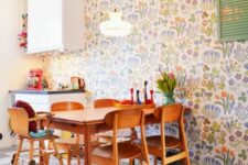 a functional eat-in kitchen design