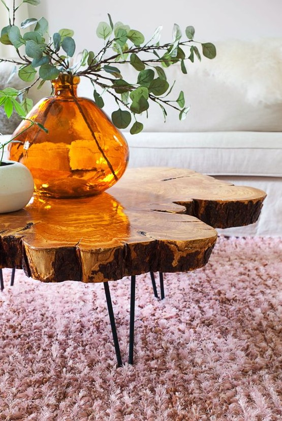 an amazing live edge coffee table with black hairpin legs is a chic and stylish idea to rock