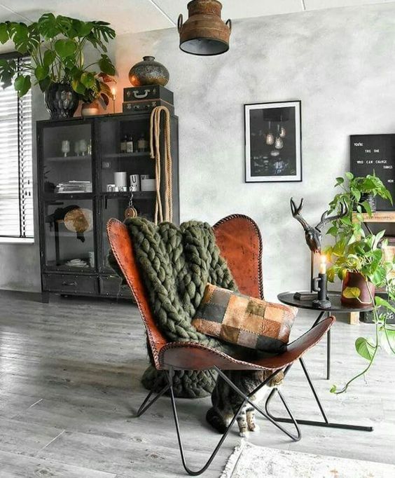Cognac butterfly 2025 chair