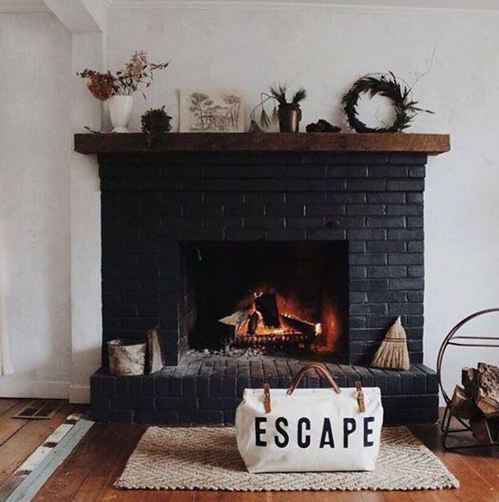 43 Painted Brick Fireplaces For A Bold Touch - DigsDigs