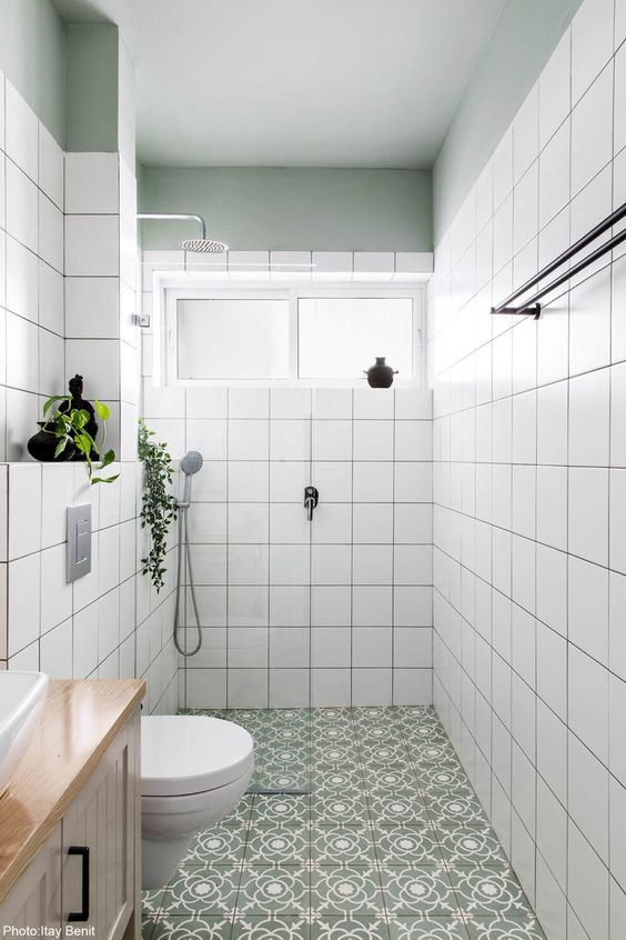 64 Cool Square Tile Ideas For Bathrooms - DigsDigs