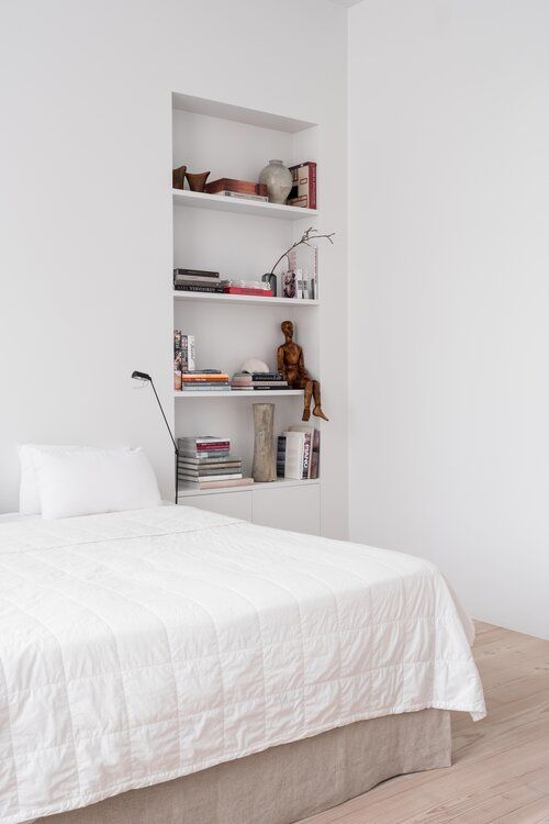 46 Practical And Decorative Bedroom Niche Shelves DigsDigs