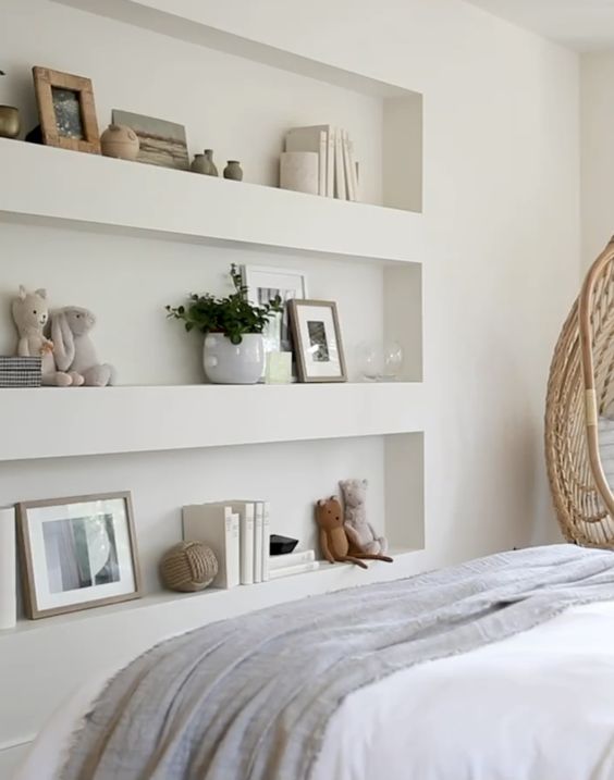 46 Practical And Decorative Bedroom Niche Shelves - DigsDigs