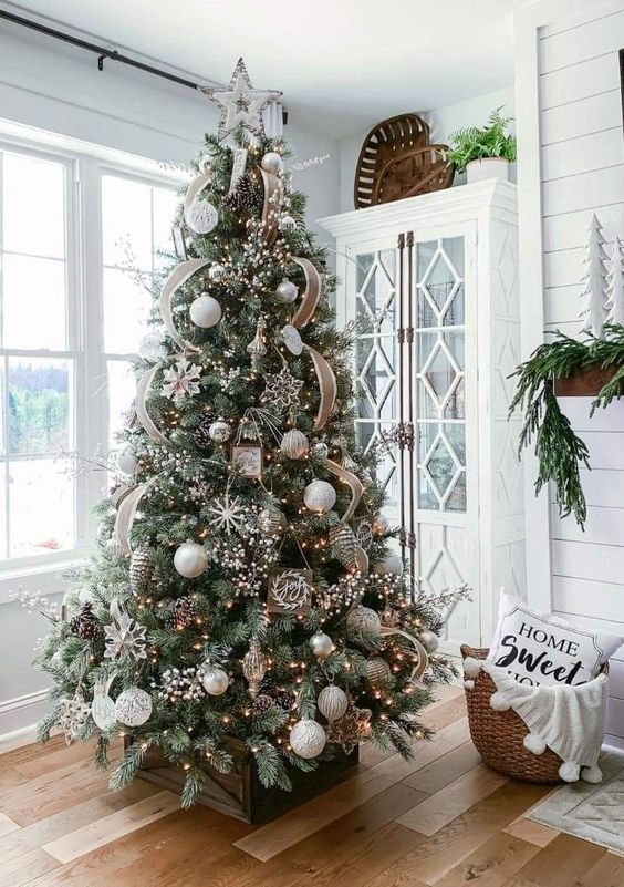 55 Farmhouse Christmas Tree Decor Ideas DigsDigs