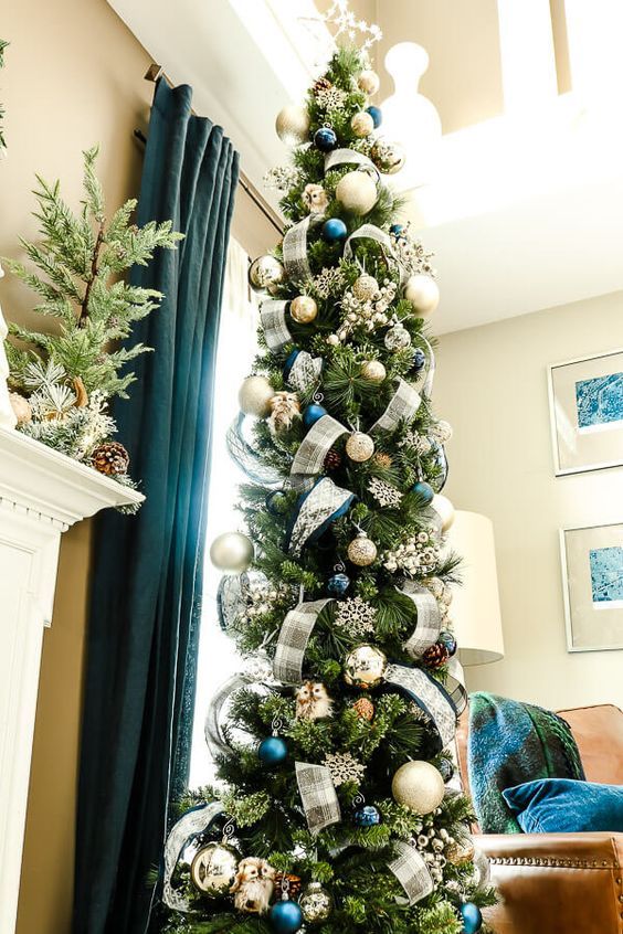 57 Slim Christmas Trees For Tight Spaces DigsDigs