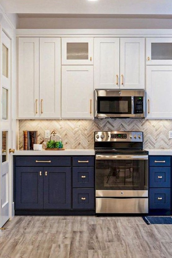 70 Eye-Catchy Herringbone Tile Backsplashes - DigsDigs