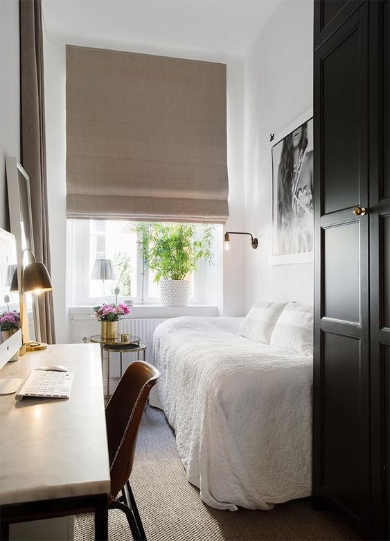 66 Smart Narrow Bedroom Decor Ideas - DigsDigs