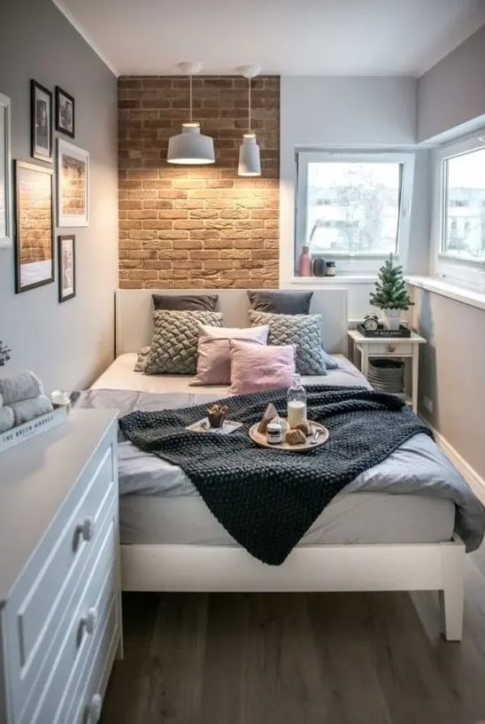 66 Smart Narrow Bedroom Decor Ideas - DigsDigs