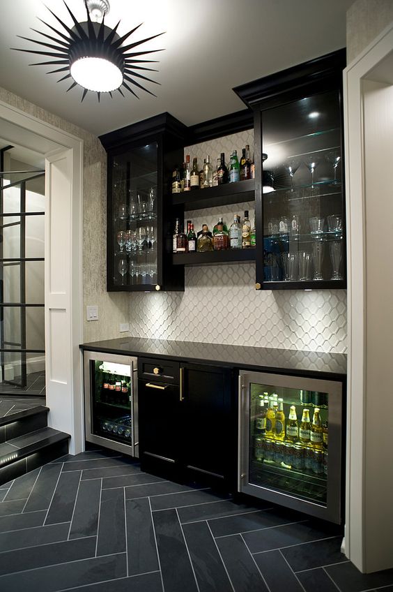 27 Stylish Basement Bar Décor Ideas - DigsDigs