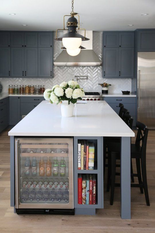 39 Kitchen Island Ideas With Storage - DigsDigs