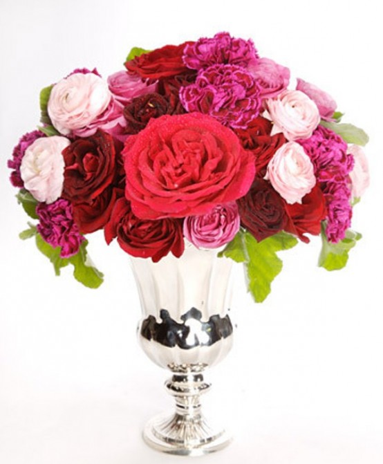 25 Flower Decoration Ideas For Valentine’s Day - DigsDigs