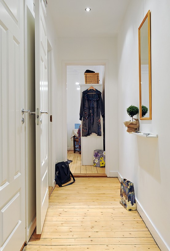 Meter Studio Apartment With High Ceiling And Comfy Interior