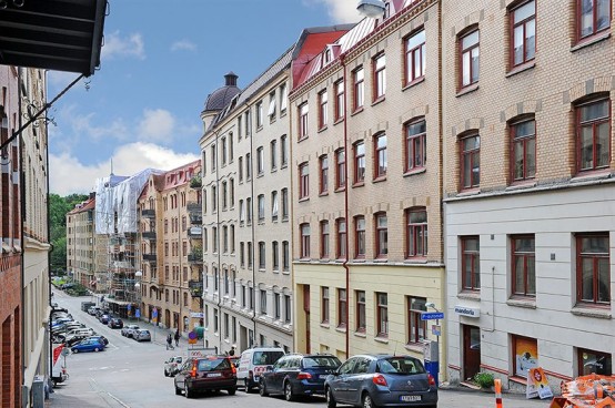Meter Studio Apartment With High Ceiling And Comfy Interior