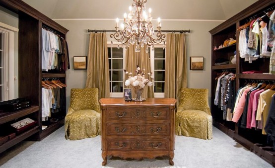 5 Practical Lighting Ideas For Your Closet