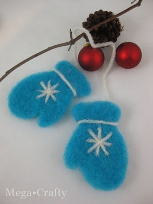 blue mitten felt ornaments with embroidered snowflakes are great for Christmas decor or as cute gifts