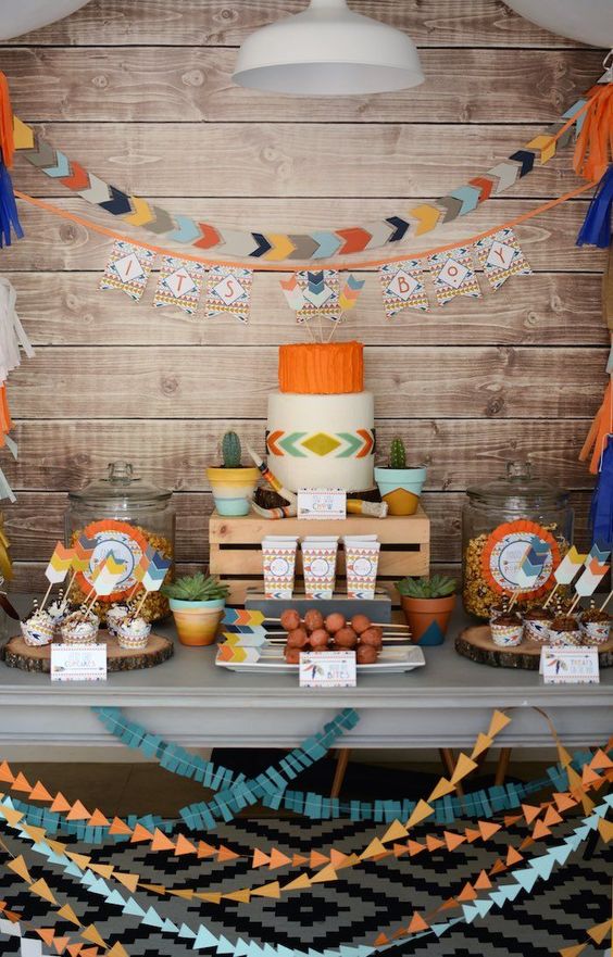 Aztec-tematice moderne baby shower 