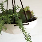 Faceted Hanging Tray Pot