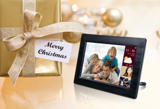 Functional And Stylish Wi Fi Digital Photo Frame TouchConnect By EStarling 